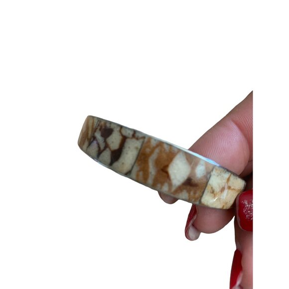 ✌️ 2/$40 ✌️ Vintage Inlaid Multi-Brown Tone on Silver Cuff Bracelet - Picture 2 of 3